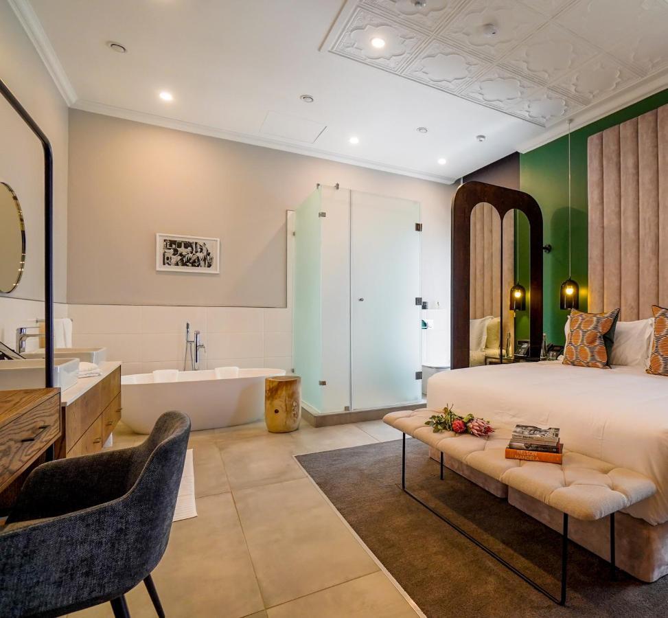 Sanctuary Mandela Hotel Joanesburgo Exterior foto